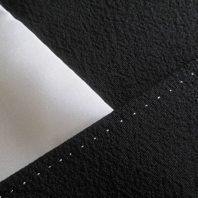 großer 5 Mon Mofuku, formeller schwarzer Seidencrepe Kimono