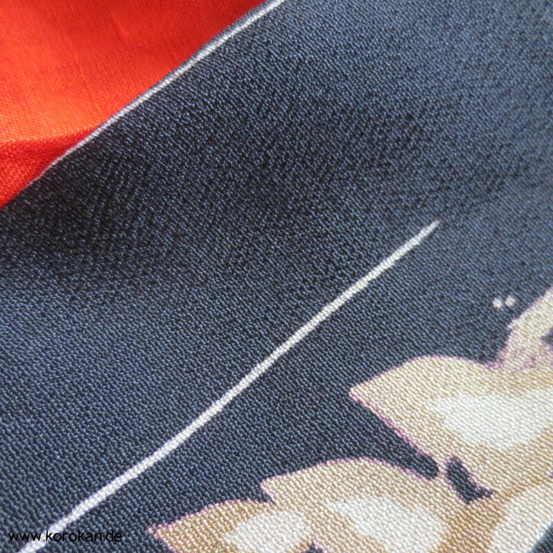 Bambus auf schwarz, antiker Seidencrepe Komon Kimono, rotes Futter