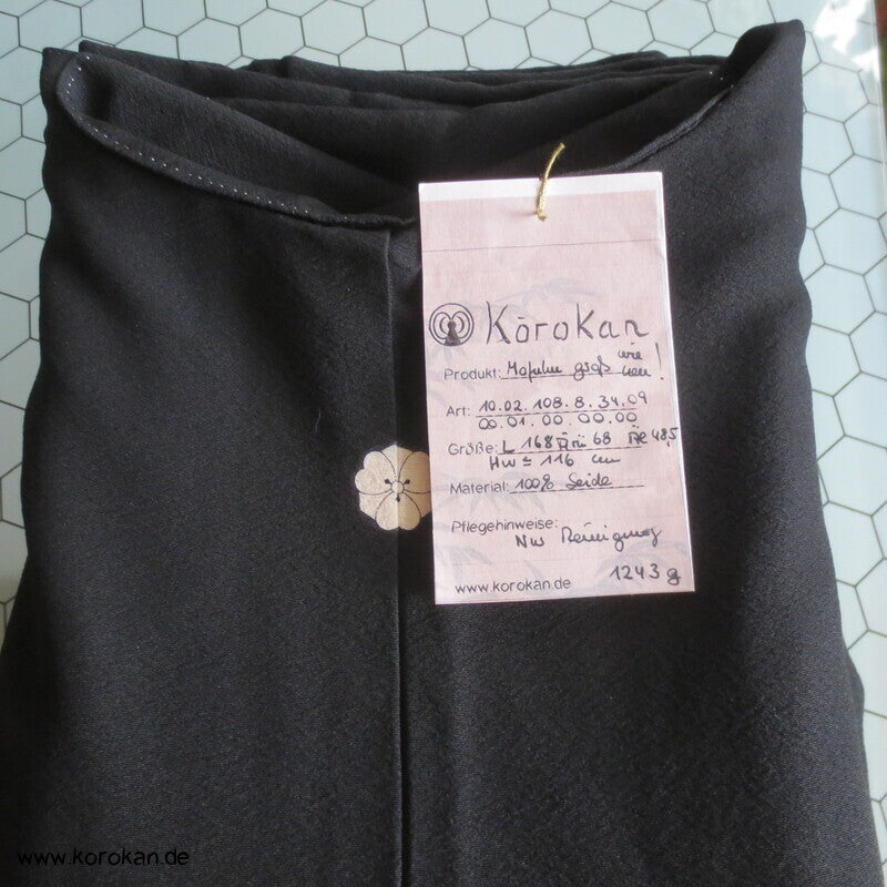 großer 5 Mon Mofuku, formeller schwarzer Seidencrepe Kimono