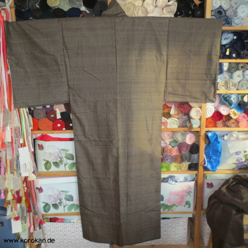 hellbrauner Kasuri Seide Komon Kimono