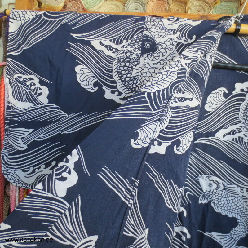 Yukata Baumwoll Kimono mit Koi Mustern