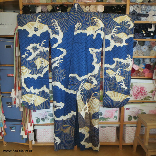 wildes Meer - Wellen, Stickerei, Goldfäden Furisode Seidendamast Kimono
