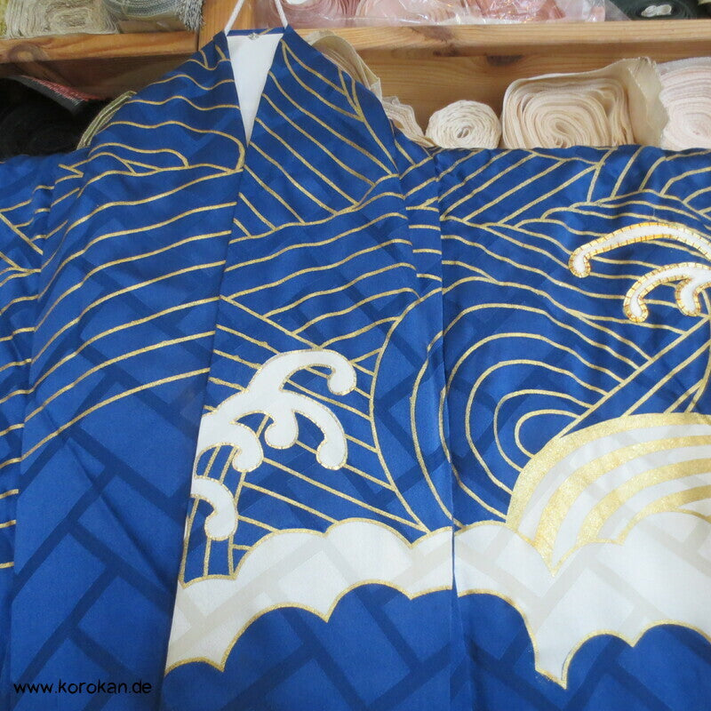 wildes Meer - Wellen, Stickerei, Goldfäden Furisode Seidendamast Kimono