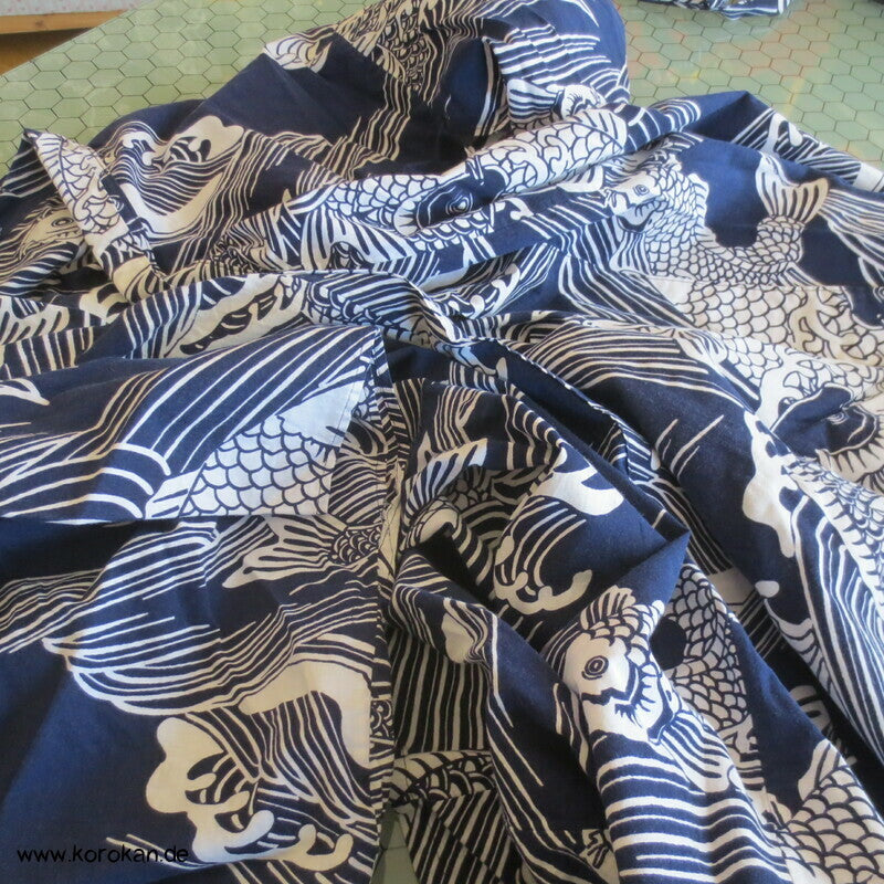 Yukata Baumwoll Kimono mit Koi Mustern