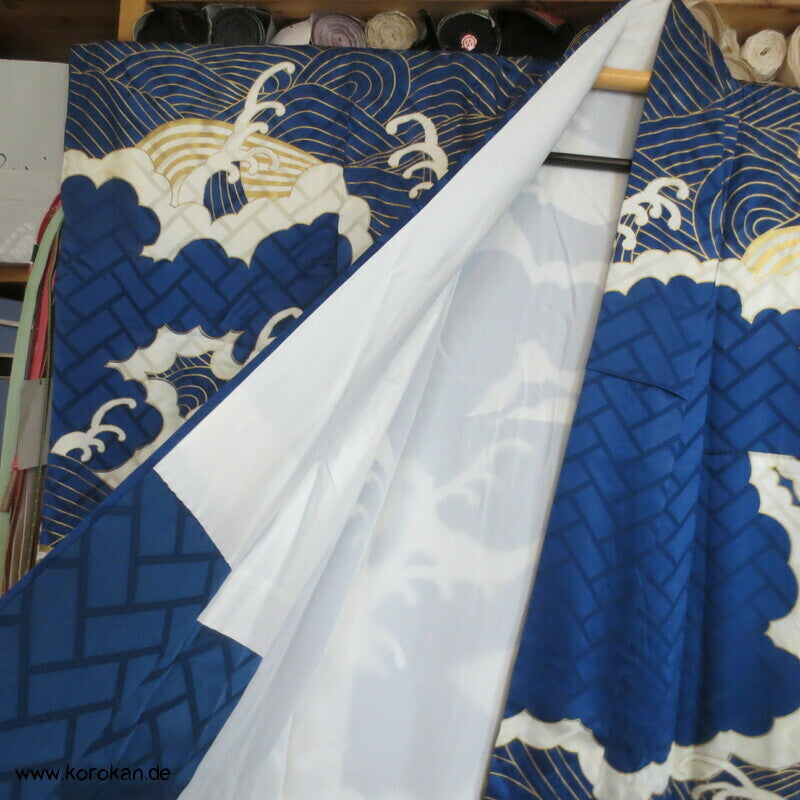 wildes Meer - Wellen, Stickerei, Goldfäden Furisode Seidendamast Kimono