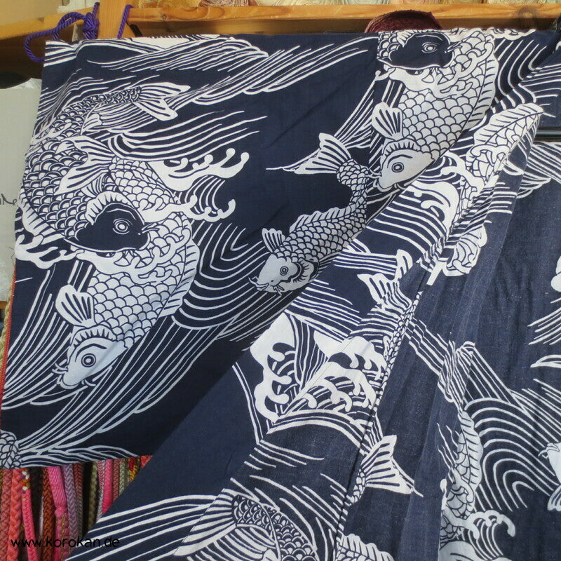 Yukata Baumwoll Kimono mit Koi Mustern