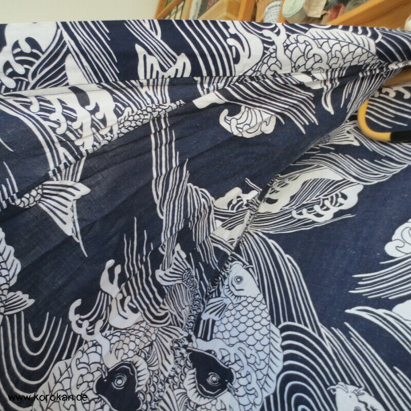 Yukata Baumwoll Kimono mit Koi Mustern