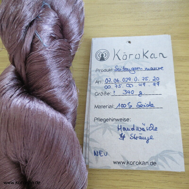 mauve Seidengarn zum Weben aus japanischer Obi Werkstatt