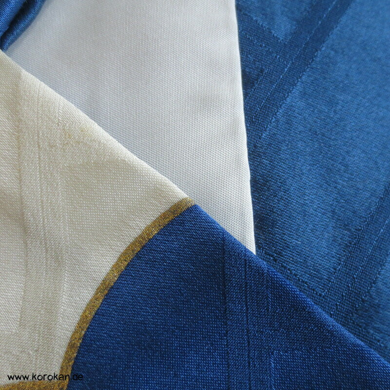 wildes Meer - Wellen, Stickerei, Goldfäden Furisode Seidendamast Kimono