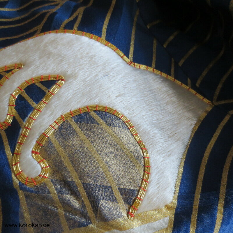 wildes Meer - Wellen, Stickerei, Goldfäden Furisode Seidendamast Kimono