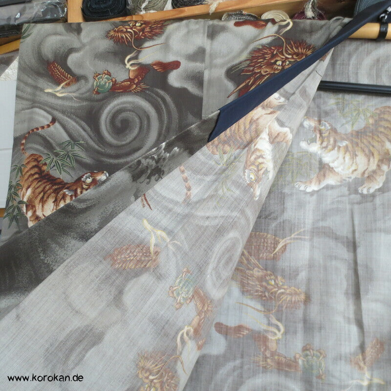 Tiger und Drache Juban Unterkimono, Wollmuslin