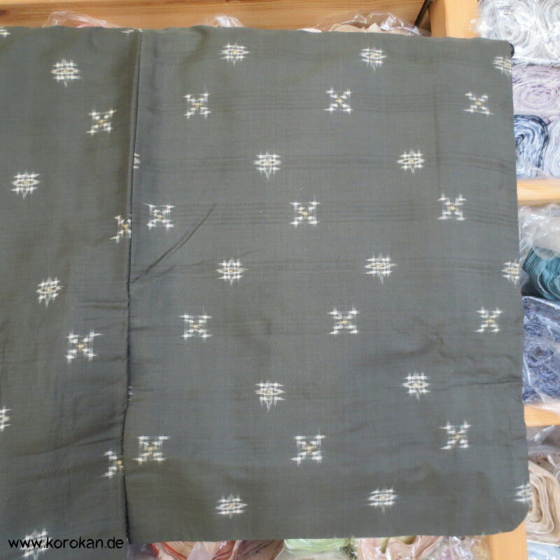 olivgrau kleine Karos Meisen Seiden Kimono