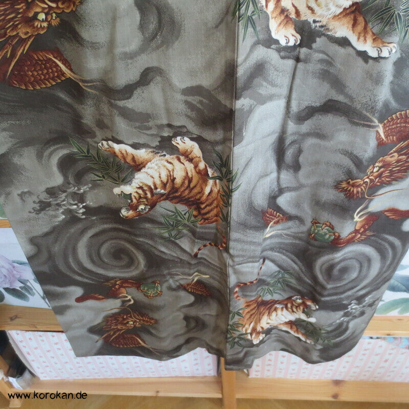 Tiger und Drache Juban Unterkimono, Wollmuslin