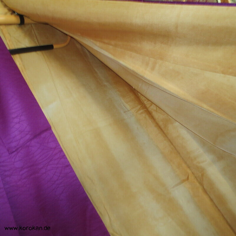 Blüten in Bambusgitter Seidendamast Homongi Kimono