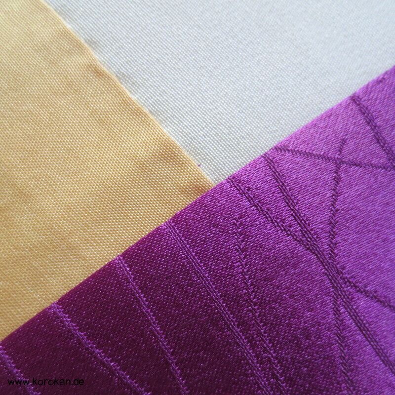 Blüten in Bambusgitter Seidendamast Homongi Kimono