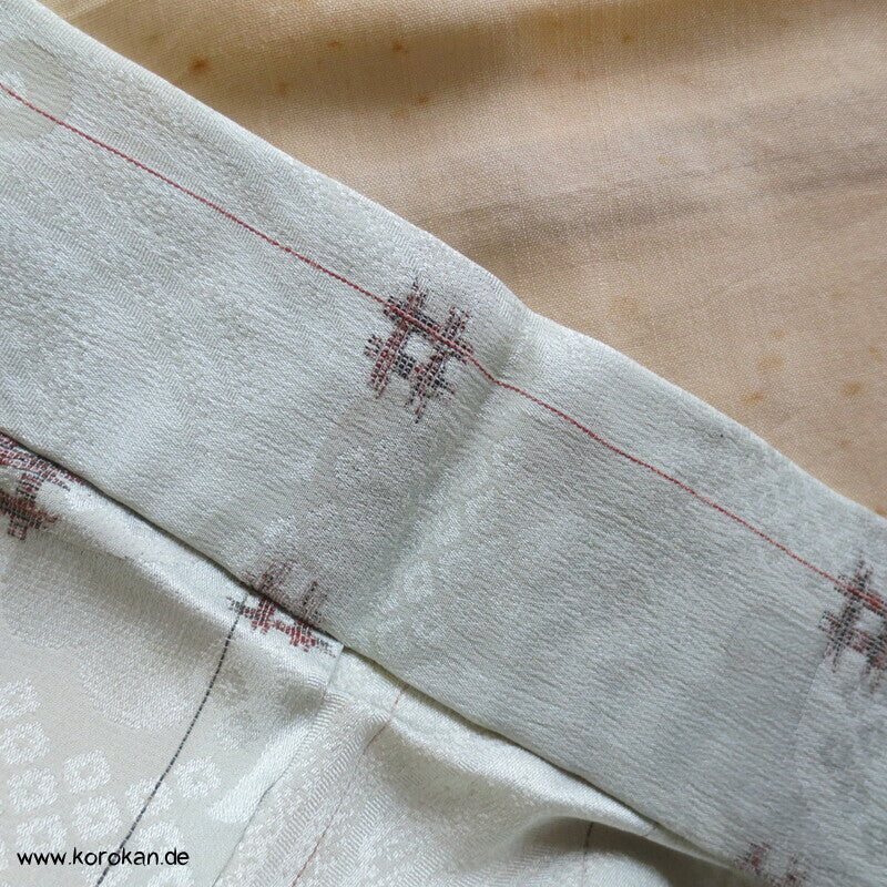 gewebte Wellen mit Urushi Igeta Brunnenkreuzen Komon Kimono