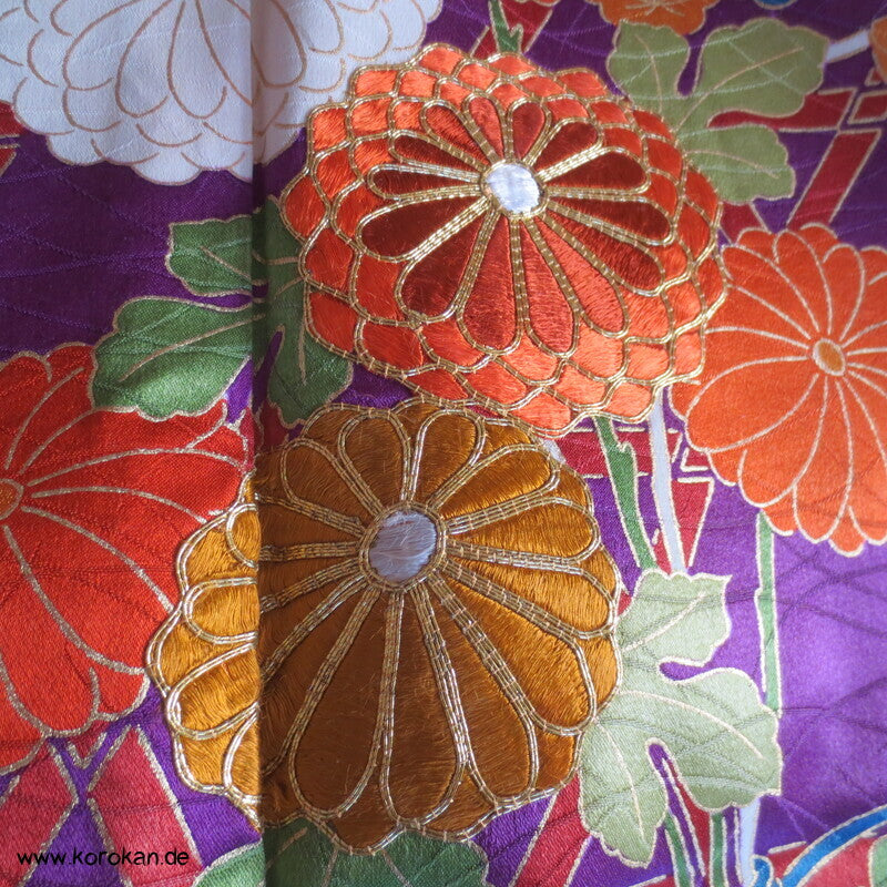 Blüten in Bambusgitter Seidendamast Homongi Kimono