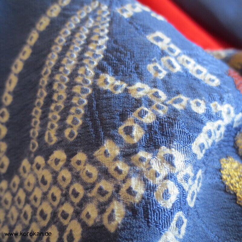 antiker Rinzu Seiden Damast Homongi Kimono, bestickt, Shibori