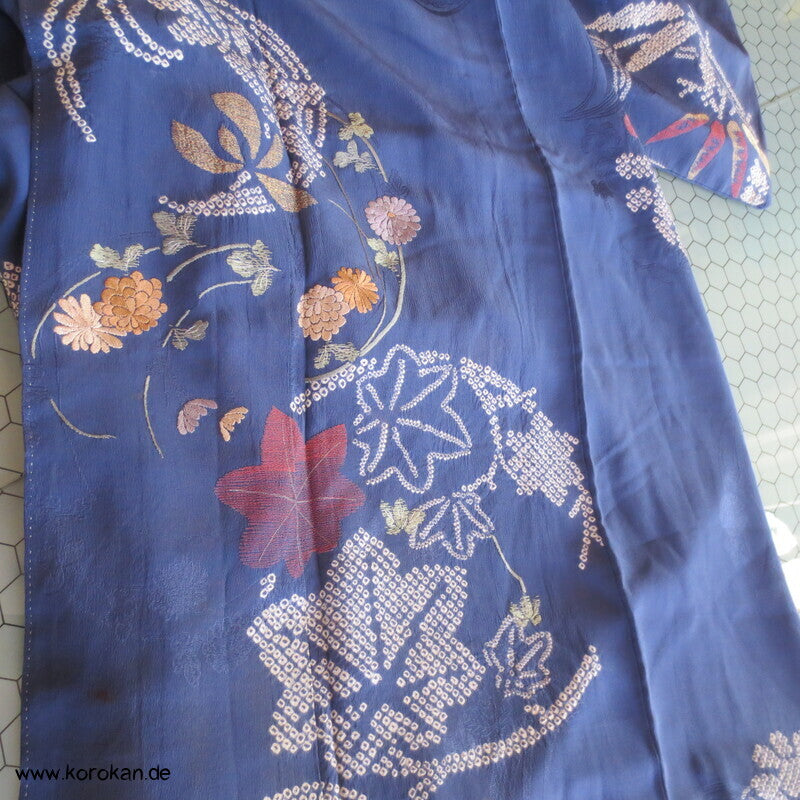 antiker Rinzu Seiden Damast Homongi Kimono, bestickt, Shibori