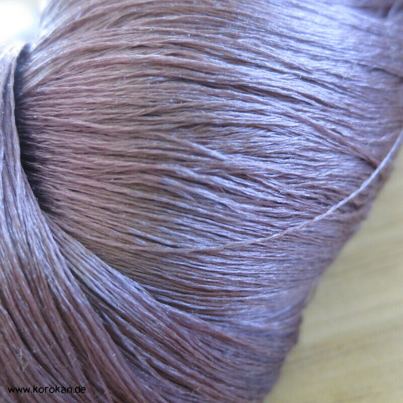 altrosa mauve Seidengarn zum Weben aus japanischer Obi Werkstatt