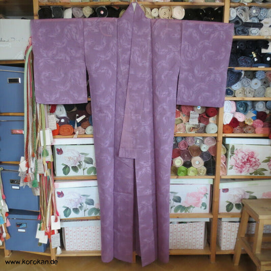 abstrakte Schmetterlinge, fliederfarben Hitoe Kimono Sha Seide
