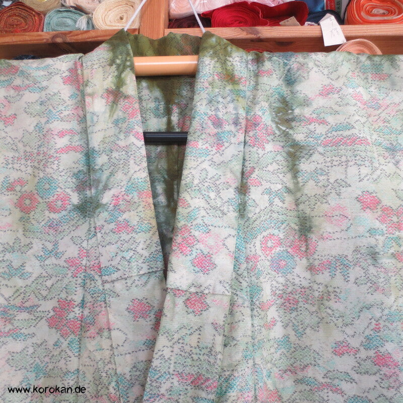 moos gebatikter Blumen Kasuri Tsumugi Hitoe Kimono, sehr groß