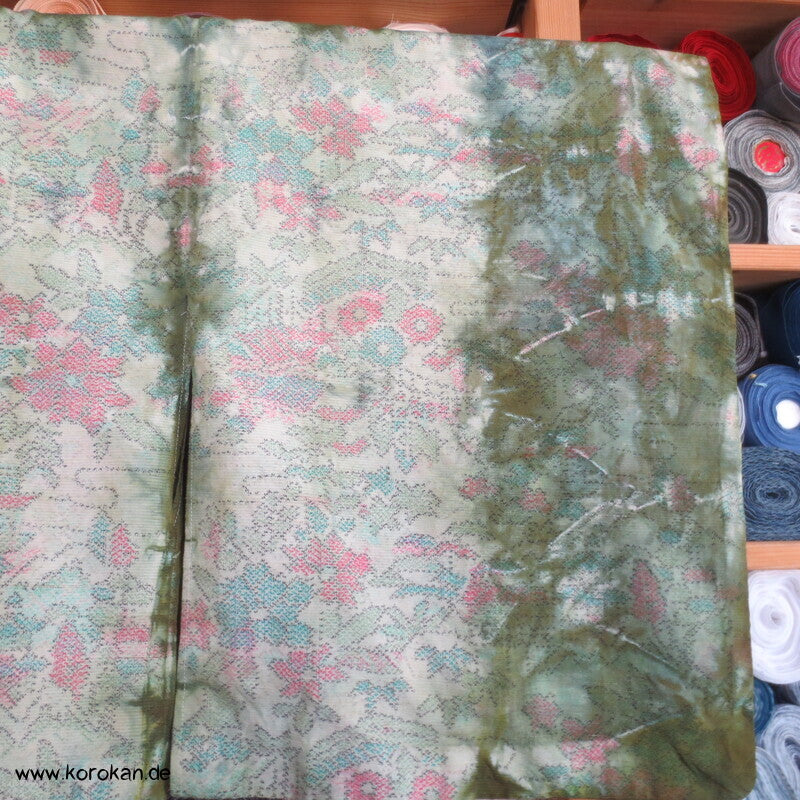 moos gebatikter Blumen Kasuri Tsumugi Hitoe Kimono, sehr groß