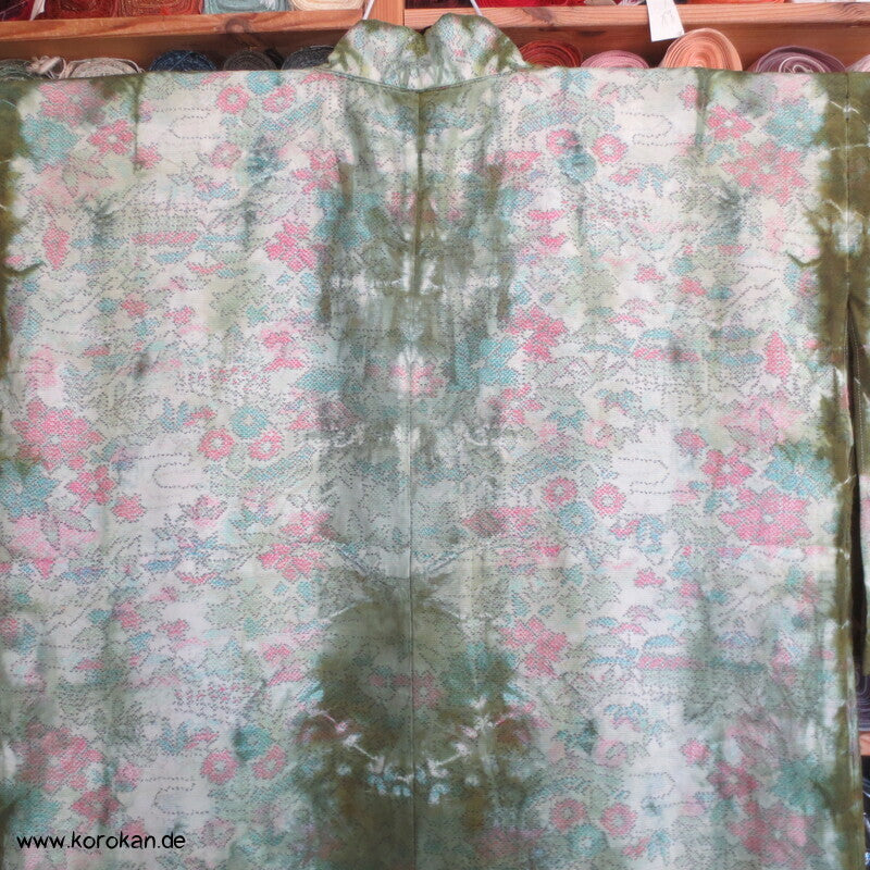 moos gebatikter Blumen Kasuri Tsumugi Hitoe Kimono, sehr groß