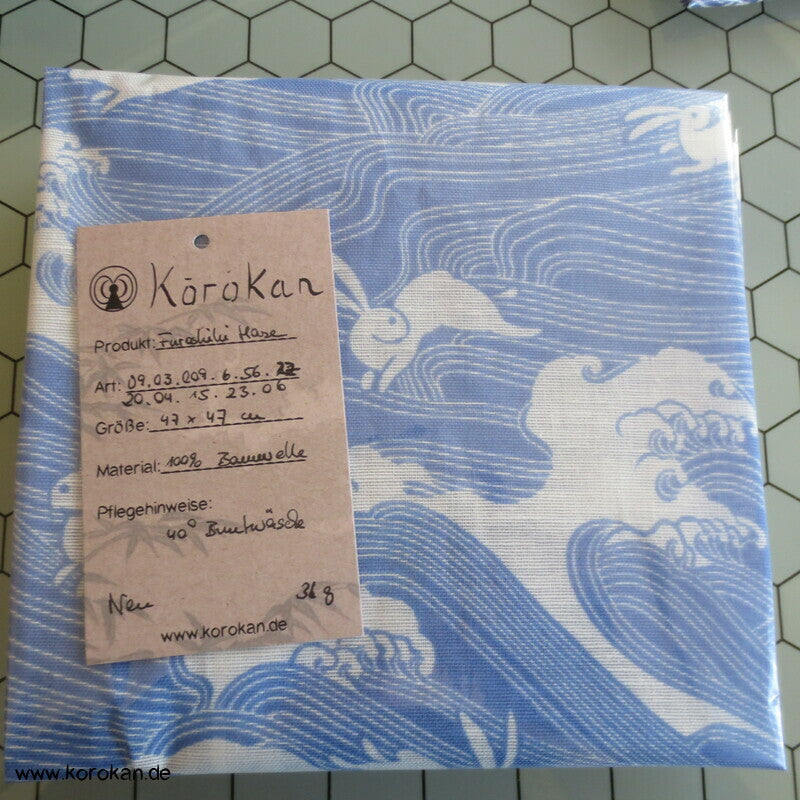 Furoshiki japanisches Tragetuch mit Hasen und Wellen