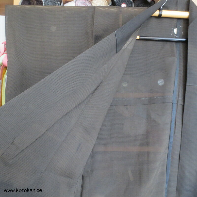 Kaioke Boxen, antiker Hitoe Tomesode Kimono, bestickt Seiden Rho Drehergewebe