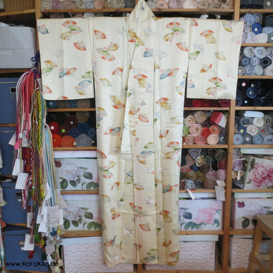 Fächerdruck, Goldakzente Komon Seiden Kimono
