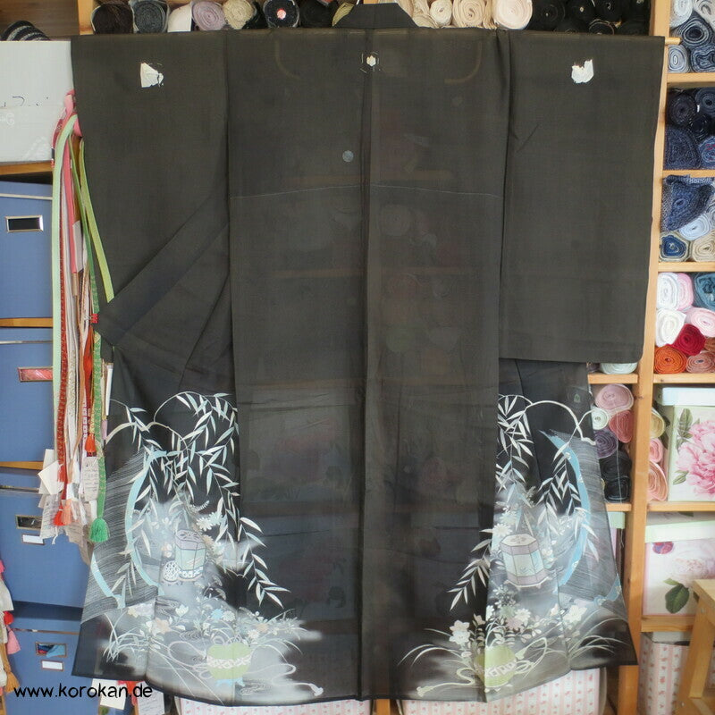 Kaioke Boxen, antiker Hitoe Tomesode Kimono, bestickt Seiden Rho Drehergewebe