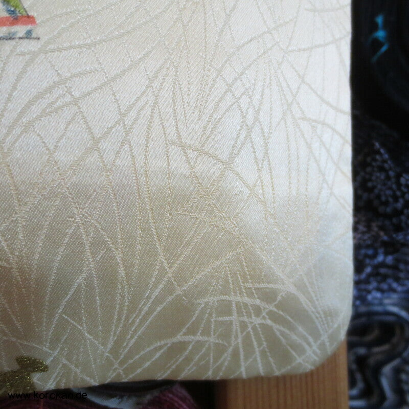 Fächerdruck, Goldakzente Komon Seiden Kimono