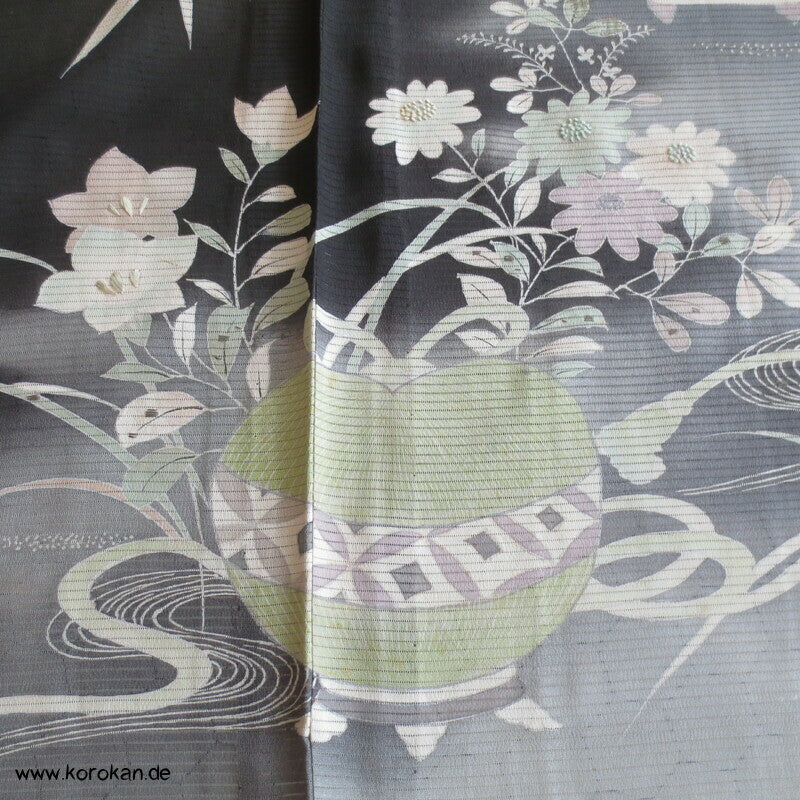 Kaioke Boxen, antiker Hitoe Tomesode Kimono, bestickt Seiden Rho Drehergewebe