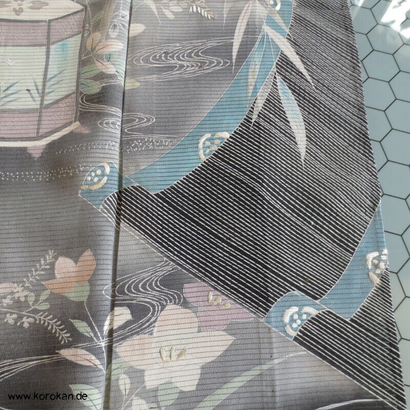 Kaioke Boxen, antiker Hitoe Tomesode Kimono, bestickt Seiden Rho Drehergewebe