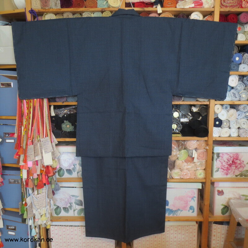 großes Kimono und Haori Set blau schwarzer Kikko Wolle / Seide, wie neu