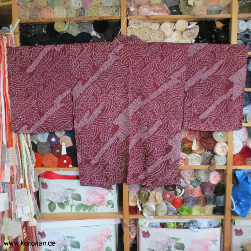 Full Shibori dunkelweinrote diagonal Streifen Haori Seiden Kimono Jacke