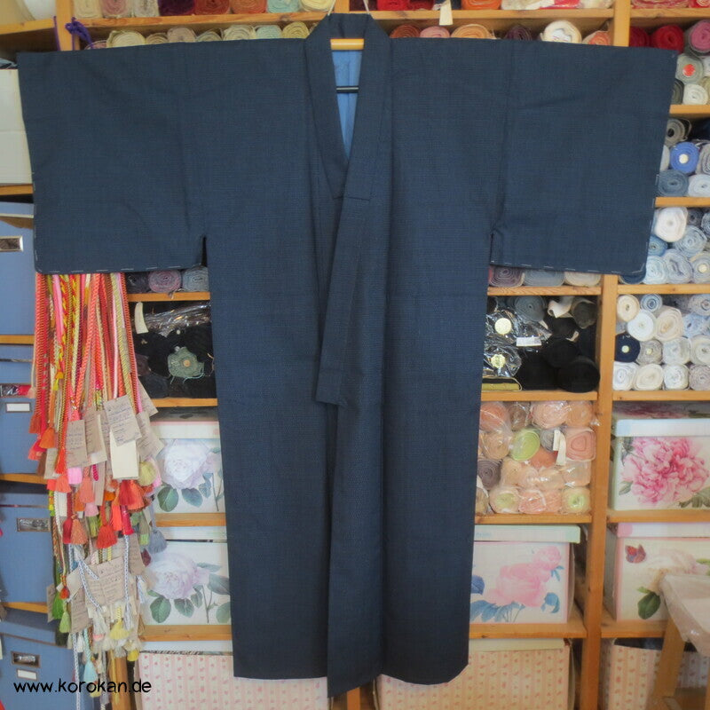 großes Kimono und Haori Set blau schwarzer Kikko Wolle / Seide, wie neu