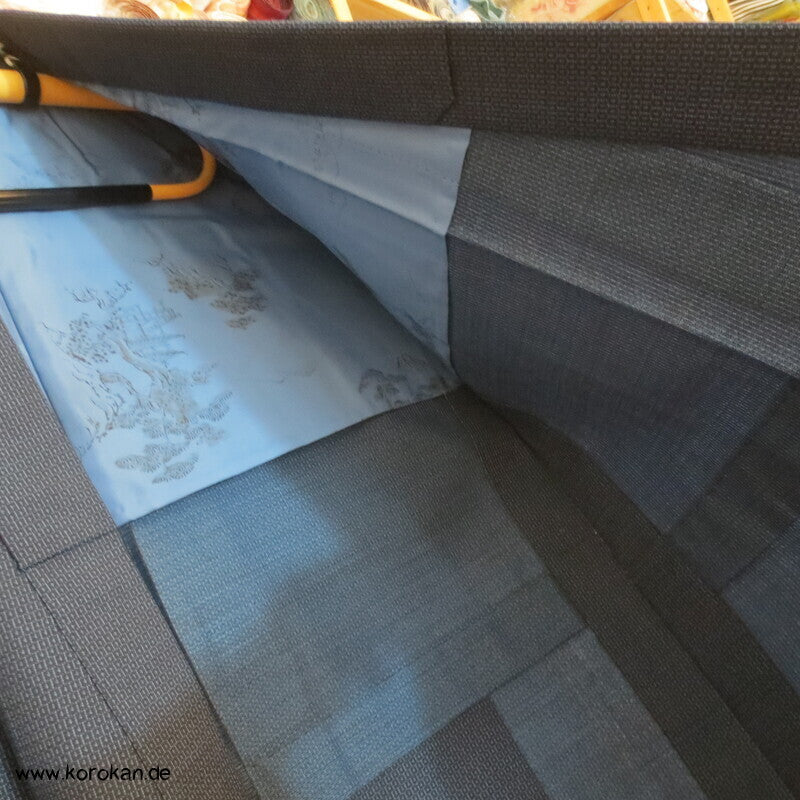 großes Kimono und Haori Set blau schwarzer Kikko Wolle / Seide, wie neu