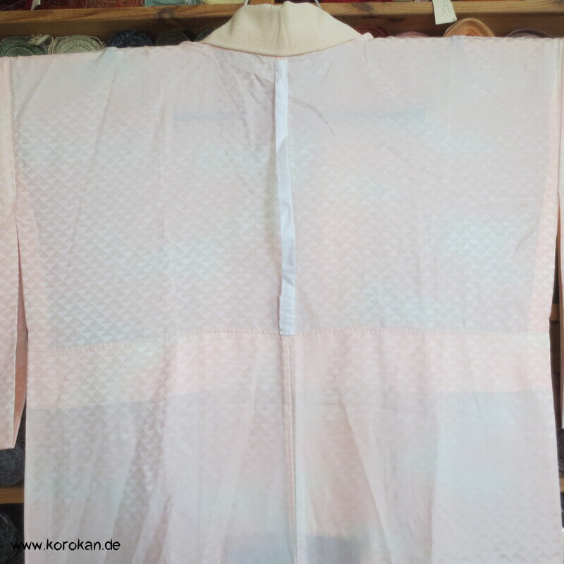 rosa fishscale Juban Unterkimono mit besticktem Han Eri Kragen