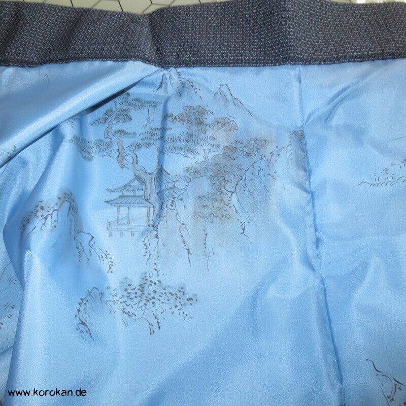 großes Kimono und Haori Set blau schwarzer Kikko Wolle / Seide, wie neu