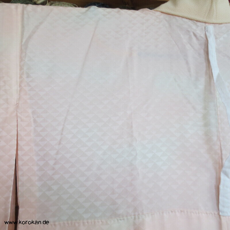 rosa fishscale Juban Unterkimono mit besticktem Han Eri Kragen