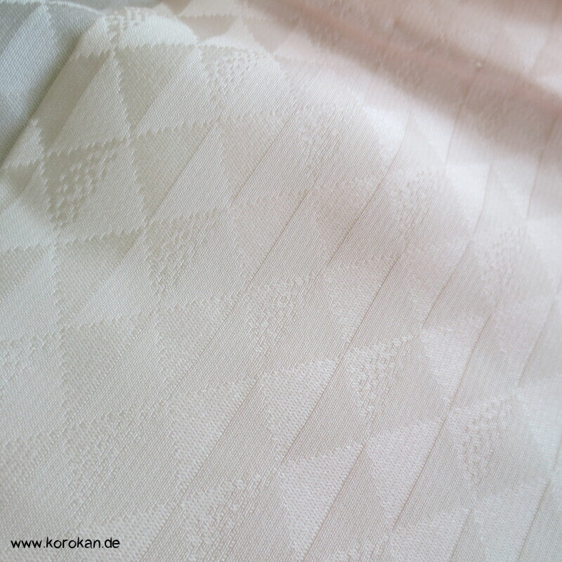 rosa fishscale Juban Unterkimono mit besticktem Han Eri Kragen