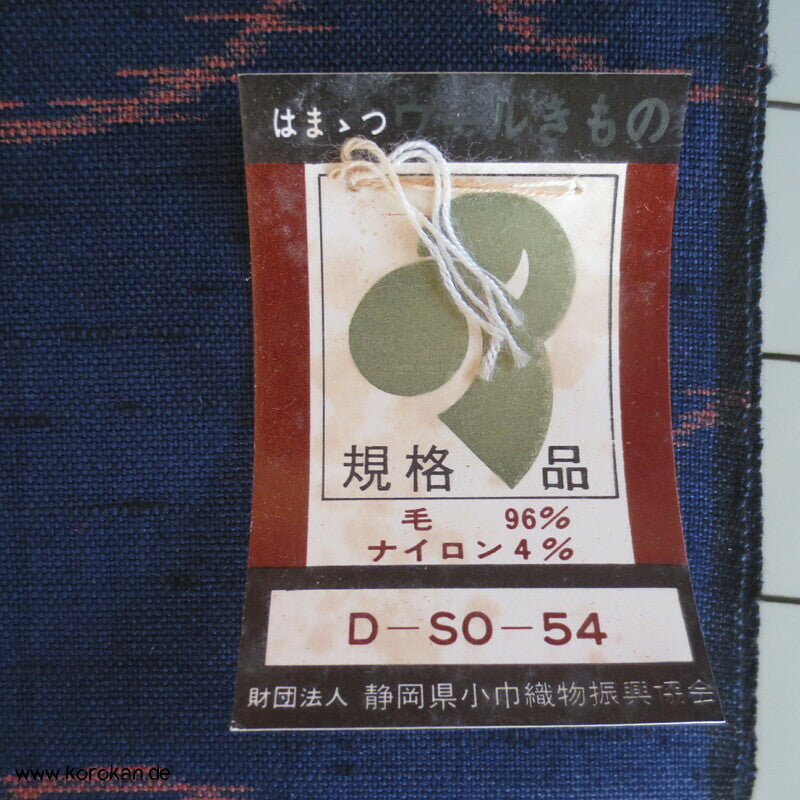 Arabesken und Uchiwa Fächer auf blau Woll Kimono Tanmono