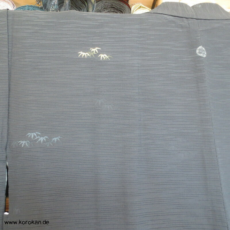 gold und silber Bambus auf schwarzem Seidendamast  Haori Kimono Jacke, mit Himo