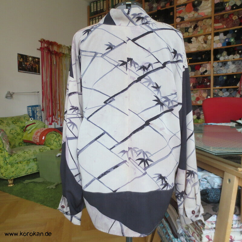 Pyjama Oberteil Upcycling aus Homongi Kimono, Rayon, Perlmuttknöpfe, Gr. xl