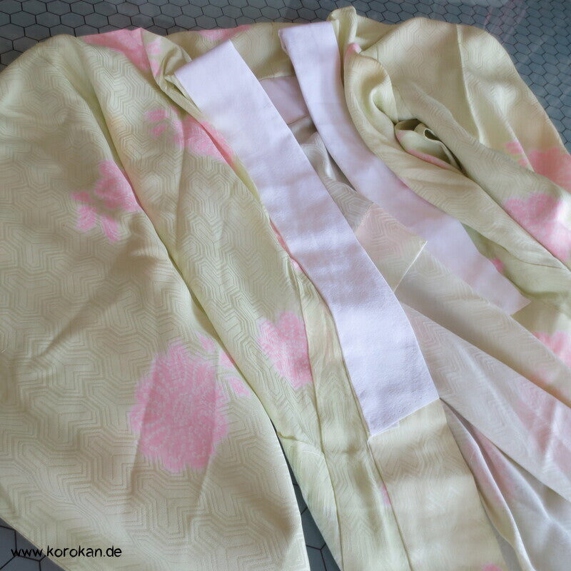 Blüten Shibori Elemente Seidendamast Juban Unterkimono