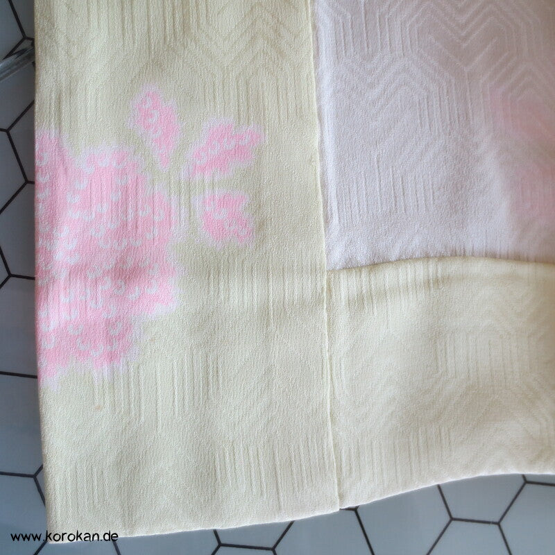 Blüten Shibori Elemente Seidendamast Juban Unterkimono