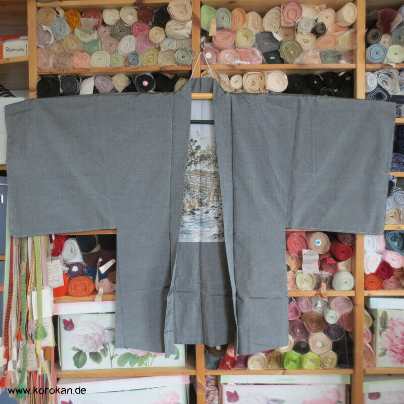 graue Tsumugi Seide Haori Kimono Jacke, Tempelfutter, gedeckte Brücke