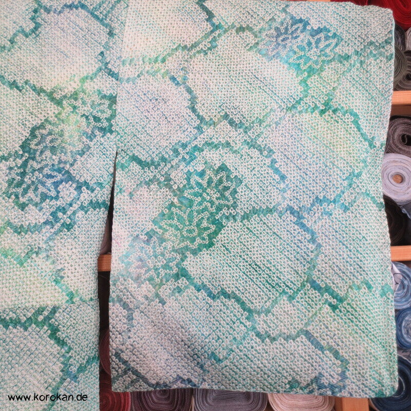 Full Shibori Seidendamast Blätternetz Komon Kimono